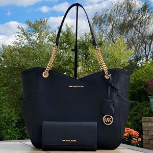 NWT Michael Kors Jet Set Chain Tote & Wallet Set